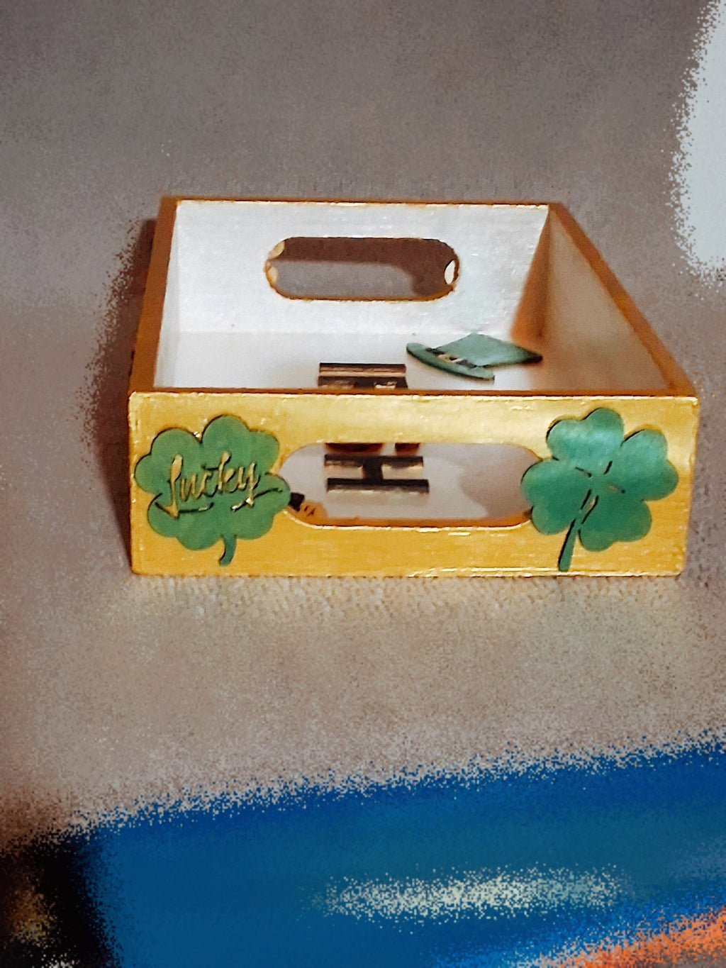 Irish clover tray small - Zo - Cals signs&nacks
